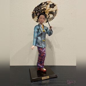 Elegant Asian-Inspired Figurine with Parasol